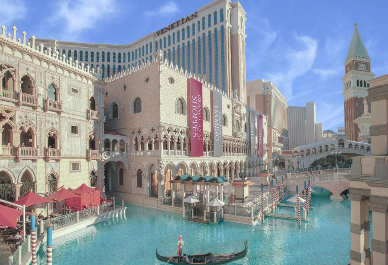 Discover the Best Las Vegas Winter Resorts for a Cozy Vacation