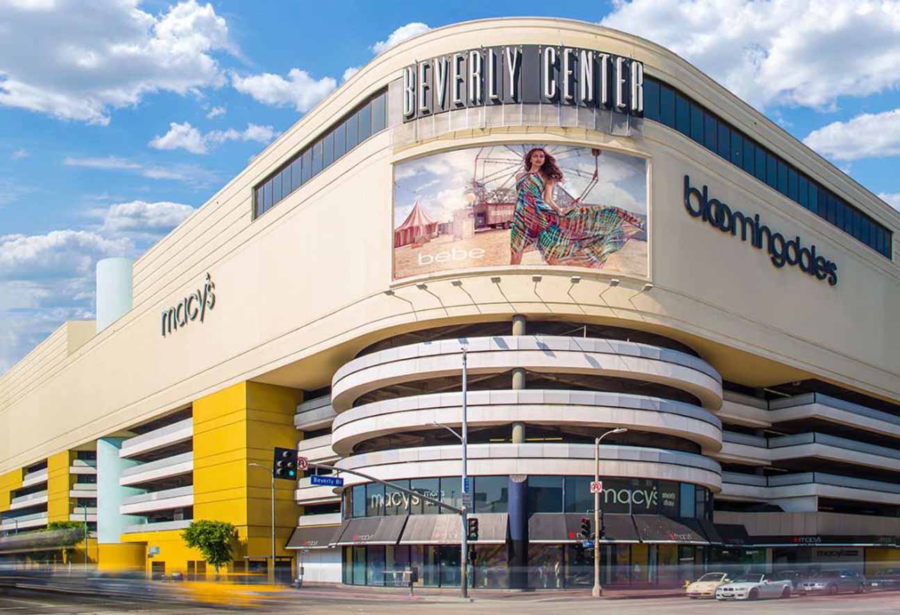 The most comprehensive shopping mall guide in Los Angeles: The Grove and Disney Village are worth a visit